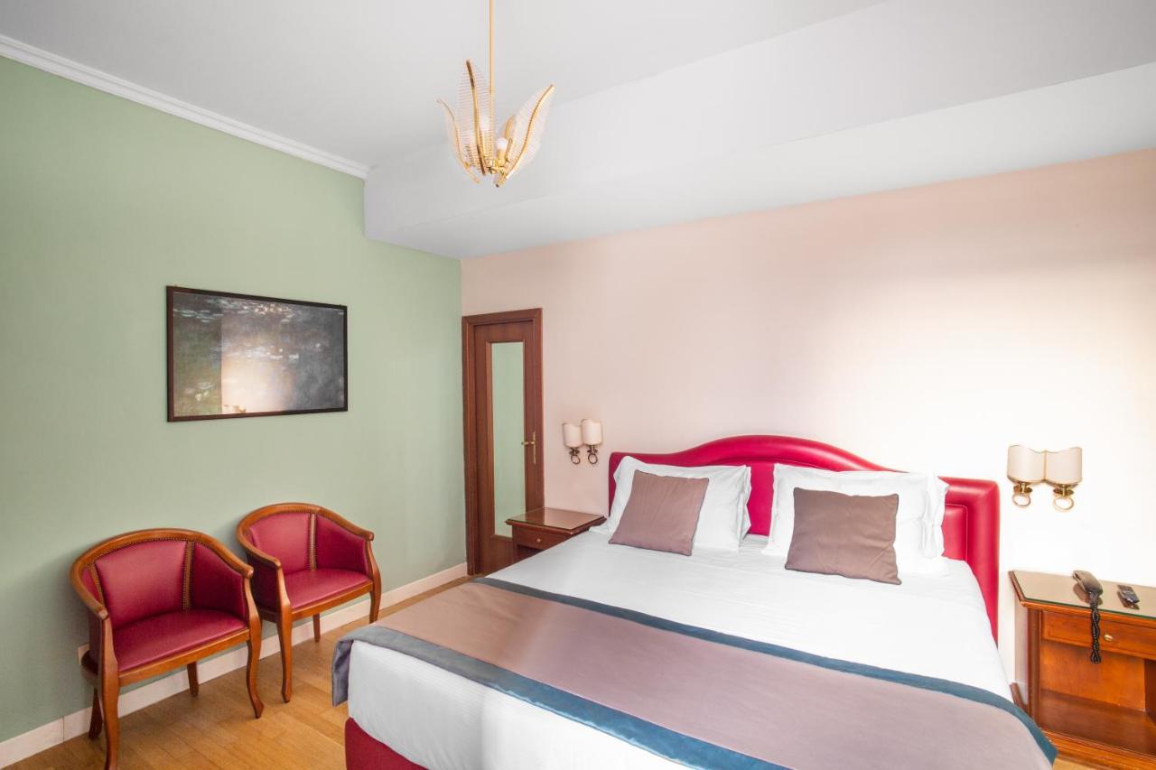 Hotel Piazza Di Spagna Rome Bagian luar foto
