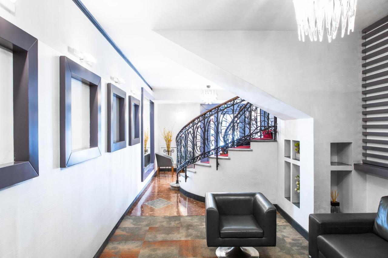 Hotel Piazza Di Spagna Rome Bagian luar foto